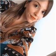 Profesora con 2 años de experiencia en docencia presencial en escuelas de arte y secundaria. Especialidad artes plásticas y diseño